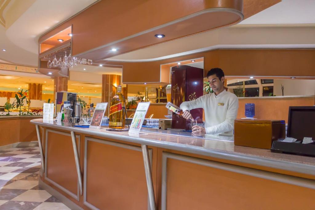 PHARAOAH AZUR RESORT